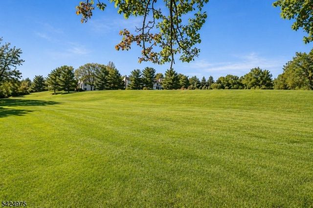 150 Jamestown Rd, Bernards Twp., NJ 07920