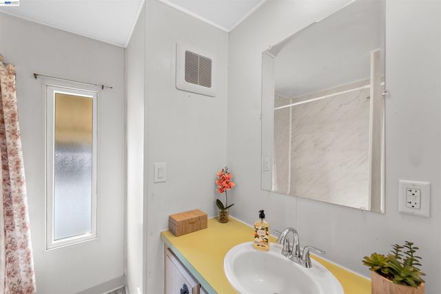 301 Maui Circle, Union City, CA 94587