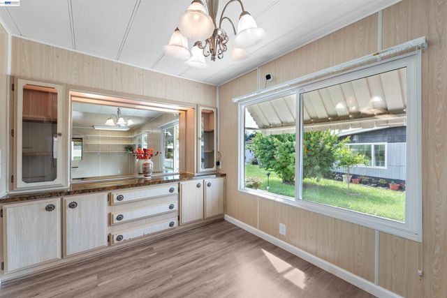 301 Maui Circle, Union City, CA 94587
