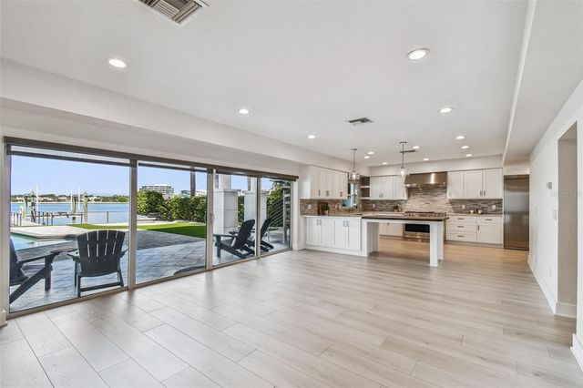 24 ADALIA AVENUE, Tampa, FL 33606