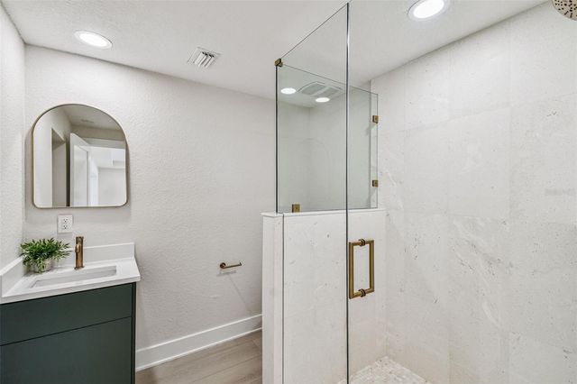 24 ADALIA AVENUE, Tampa, FL 33606