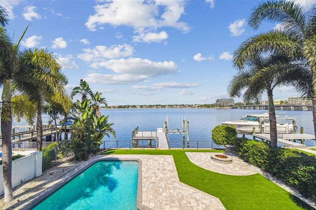 24 ADALIA AVENUE, Tampa, FL 33606