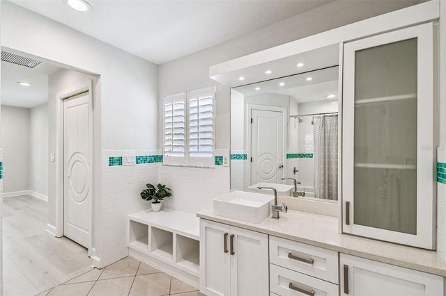 24 ADALIA AVENUE, Tampa, FL 33606