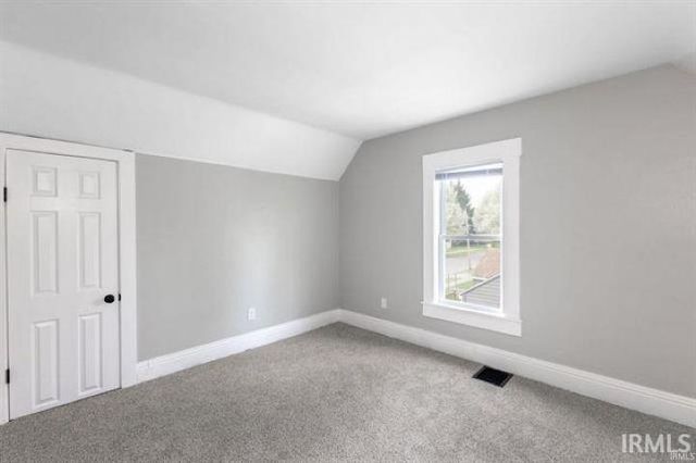 1105 Queen Street, South Bend, IN 46616