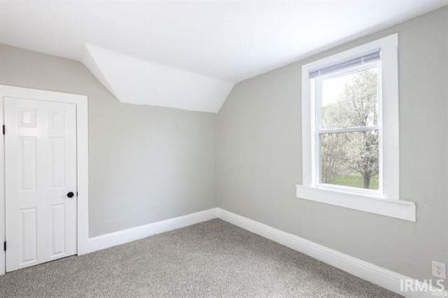 1105 Queen Street, South Bend, IN 46616