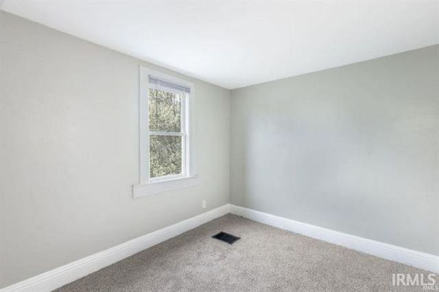 1105 Queen Street, South Bend, IN 46616