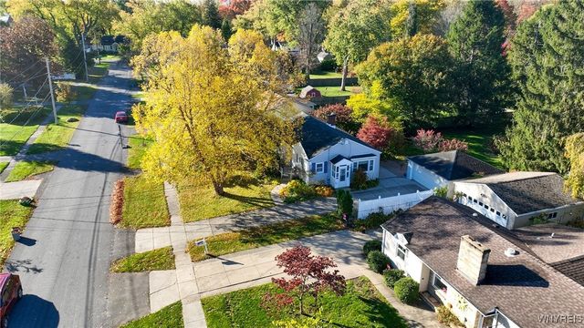 99 Milford Street, Hamburg, NY 14075