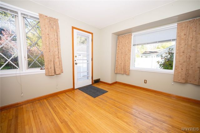 99 Milford Street, Hamburg, NY 14075