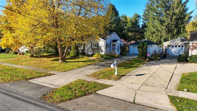 99 Milford Street, Hamburg, NY 14075