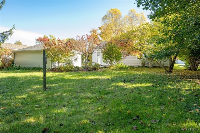 99 Milford Street, Hamburg, NY 14075