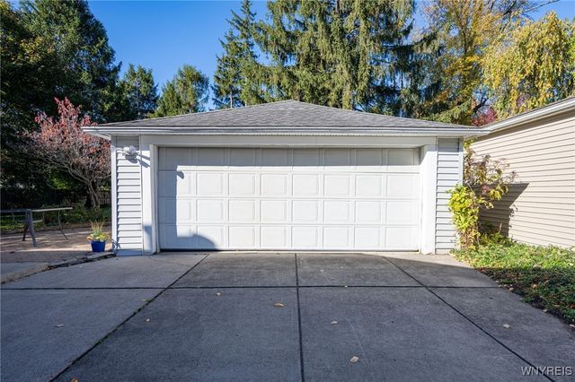 99 Milford Street, Hamburg, NY 14075