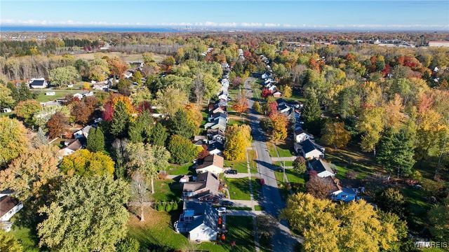 99 Milford Street, Hamburg, NY 14075