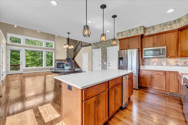 220 Bear Crawl Road Rb 28, Jasper, TN 37347