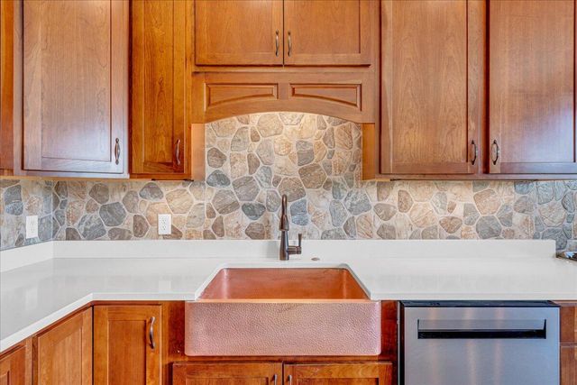 220 Bear Crawl Road Rb 28, Jasper, TN 37347
