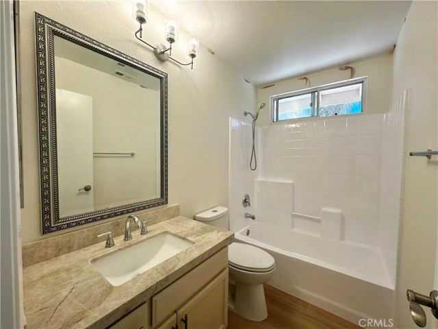 31699 Via San Carlos, Temecula, CA 92592