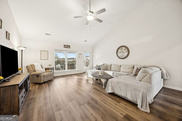 104 Olson Way, Kingsland, GA 31548