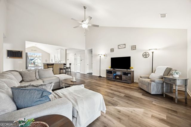 104 Olson Way, Kingsland, GA 31548