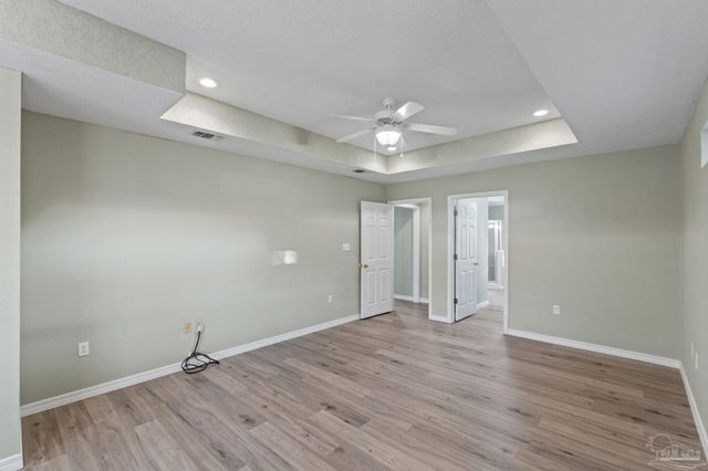 1963 Melissa Oaks Dr, Gulf Breeze, FL 32563