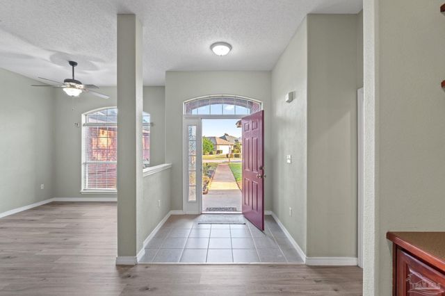 1963 Melissa Oaks Dr, Gulf Breeze, FL 32563