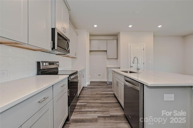 1313 30th Street Lane NE, Conover, NC 28613