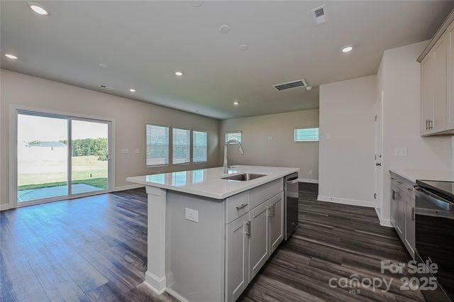 1313 30th Street Lane NE, Conover, NC 28613