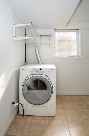 216 Flora Avenue, Glenview, IL 60025