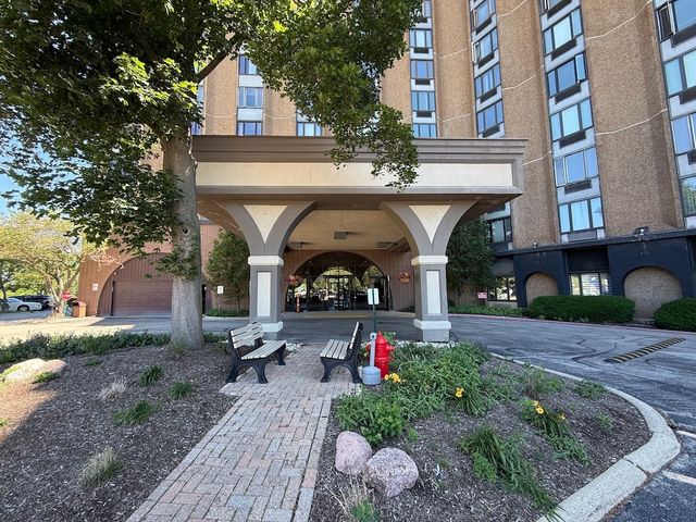 1 Renaissance Place 505, Palatine, IL 60067
