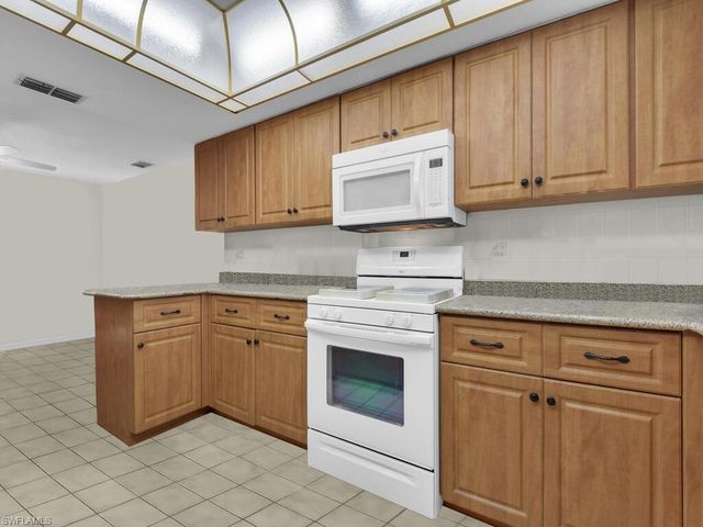 1413 SE 39th ST, Cape Coral, FL 33904