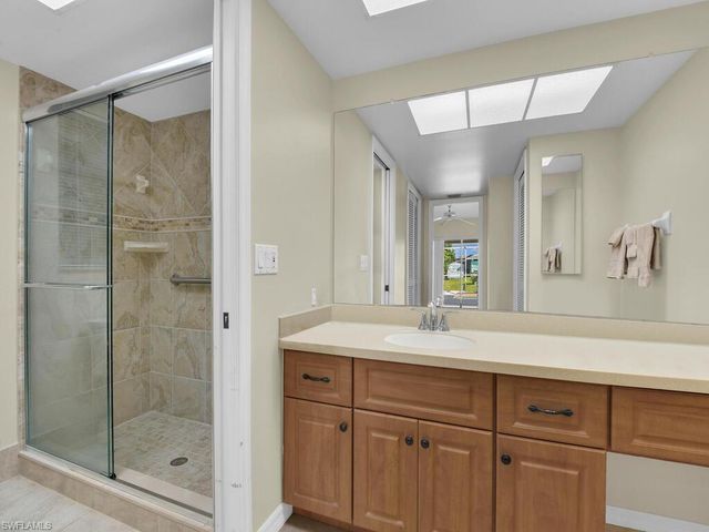 1413 SE 39th ST, Cape Coral, FL 33904