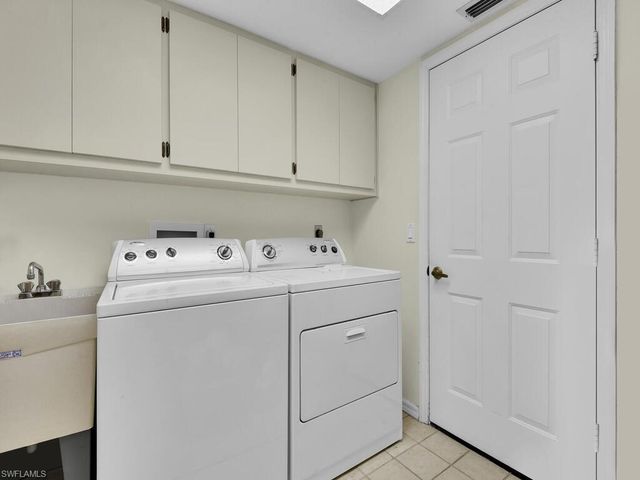 1413 SE 39th ST, Cape Coral, FL 33904