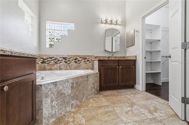 5104 52ND AVENUE W, Bradenton, FL 34210