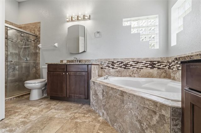 5104 52ND AVENUE W, Bradenton, FL 34210