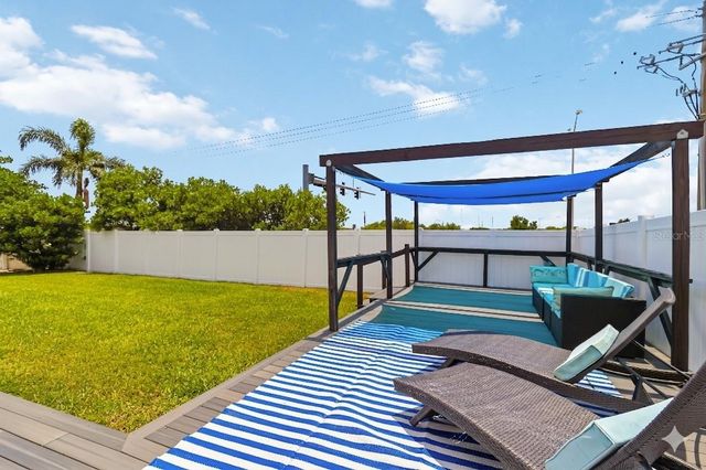 5104 52ND AVENUE W, Bradenton, FL 34210