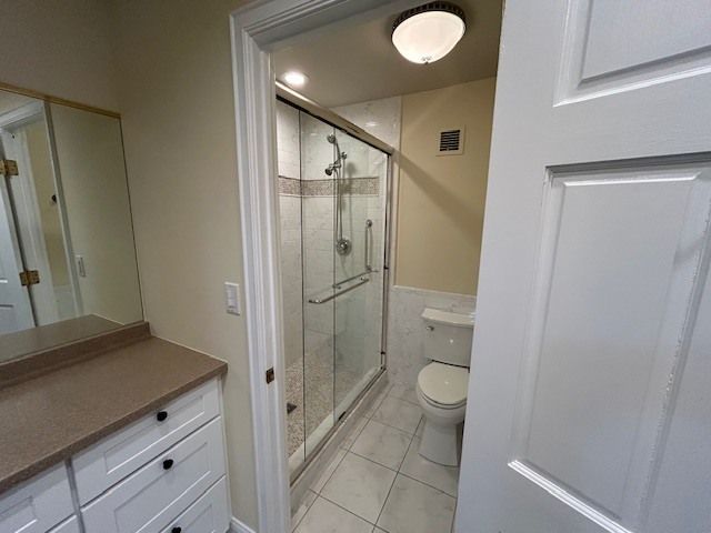 1 Oak Brook Club Drive A105, Oak Brook, IL 60523