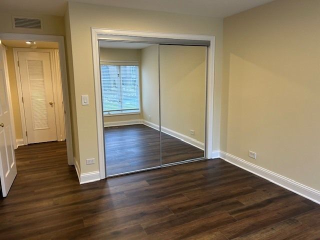 1 Oak Brook Club Drive A105, Oak Brook, IL 60523