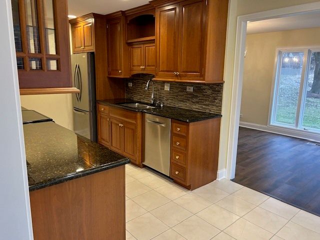 1 Oak Brook Club Drive A105, Oak Brook, IL 60523