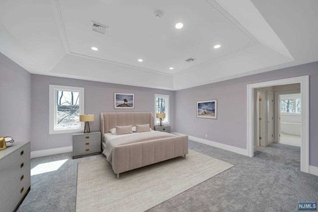 881 Hilltop Terrace, Franklin Lakes, NJ 07417