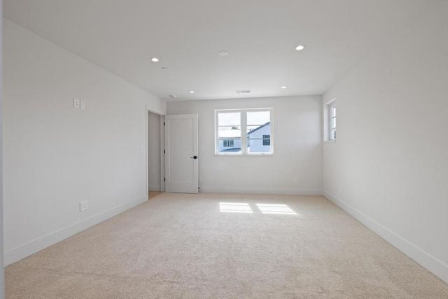 577 Creekside Court, Half Moon Bay, CA 94019