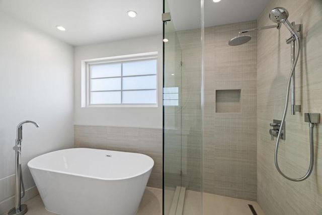 577 Creekside Court, Half Moon Bay, CA 94019