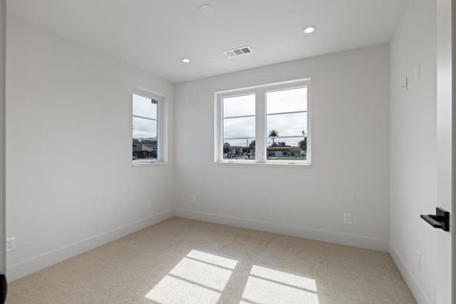 577 Creekside Court, Half Moon Bay, CA 94019