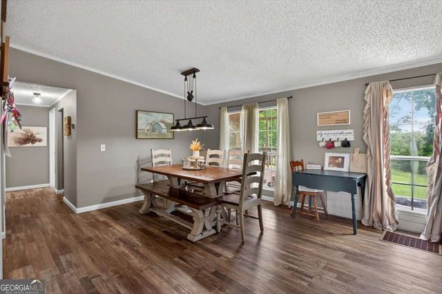 930 Dry Pond Lane, Canton, GA 30114
