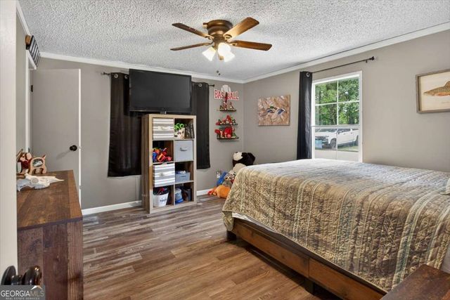 930 Dry Pond Lane, Canton, GA 30114