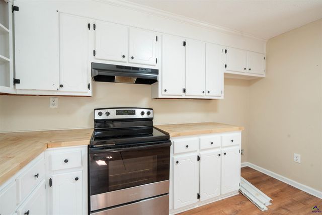 311 dixon, Warner Robins, GA 31088