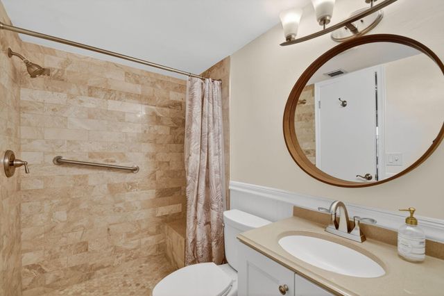 1502 S Lakeside Drive 214, Lake Worth Beach, FL 33460