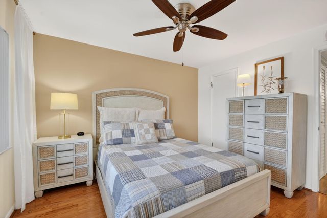 1502 S Lakeside Drive 214, Lake Worth Beach, FL 33460