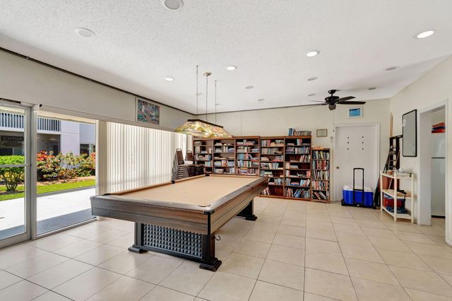 1502 S Lakeside Drive 214, Lake Worth Beach, FL 33460