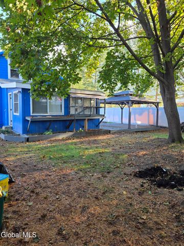 2 Delafield Drive, Colonie, NY 12205