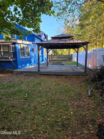 2 Delafield Drive, Colonie, NY 12205