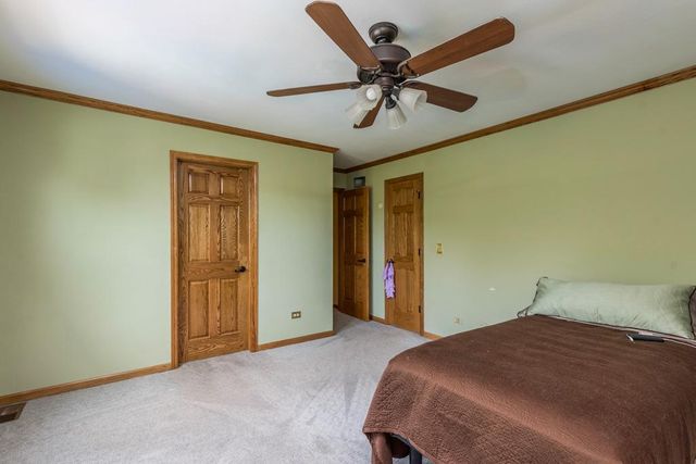 3002 Highland Court, Winthrop Harbor, IL 60096