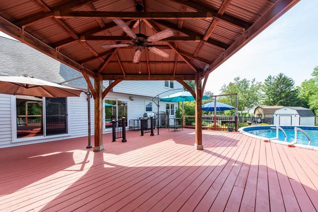3002 Highland Court, Winthrop Harbor, IL 60096